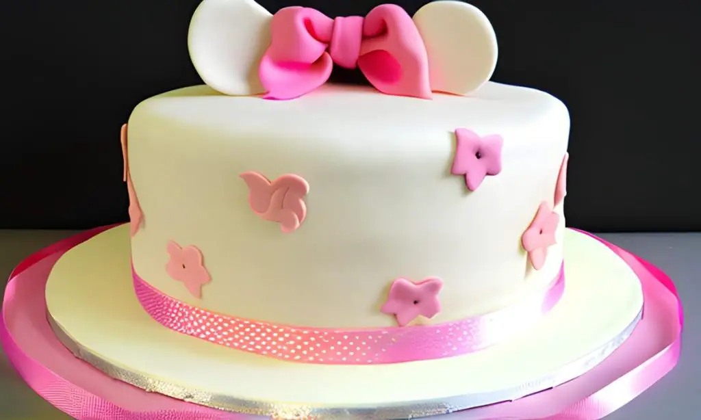 Max and Ruby Cake Pink